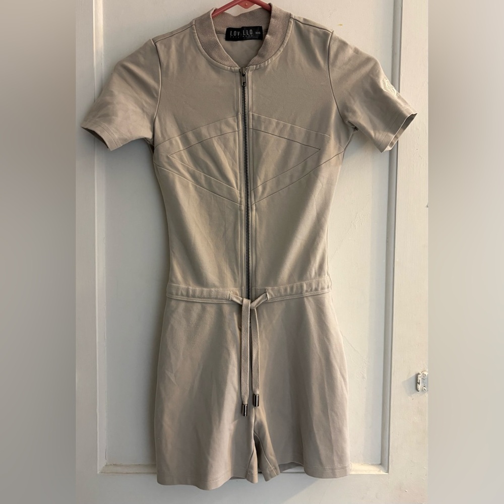 Lovello Elizabeth “Ice Gray” short romper Viscose Blend Size XXS